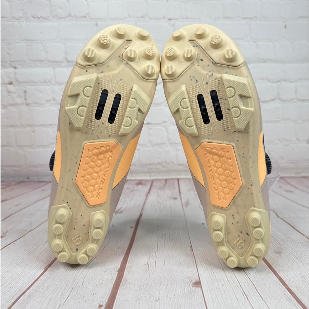 Adidas Five Ten Kestrel BOA Mountain Bike Sand Strata Shoes Womens Sz 9.5 HQ6032 - Picture 10 of 11